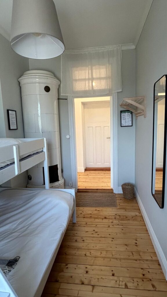 Bild från rummet Gullviva